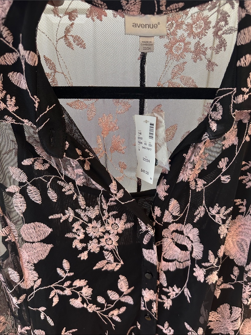 Avenue Black Sleeveless Blouse with Pink Floral Embroidery - Picture 15 of 15